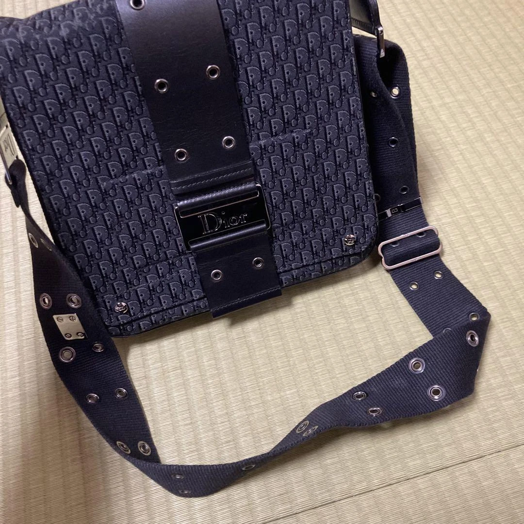 Sac bandoulière Christian Dior Trotter chic fourre tout cuir noir