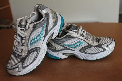 saucony women's progrid omni