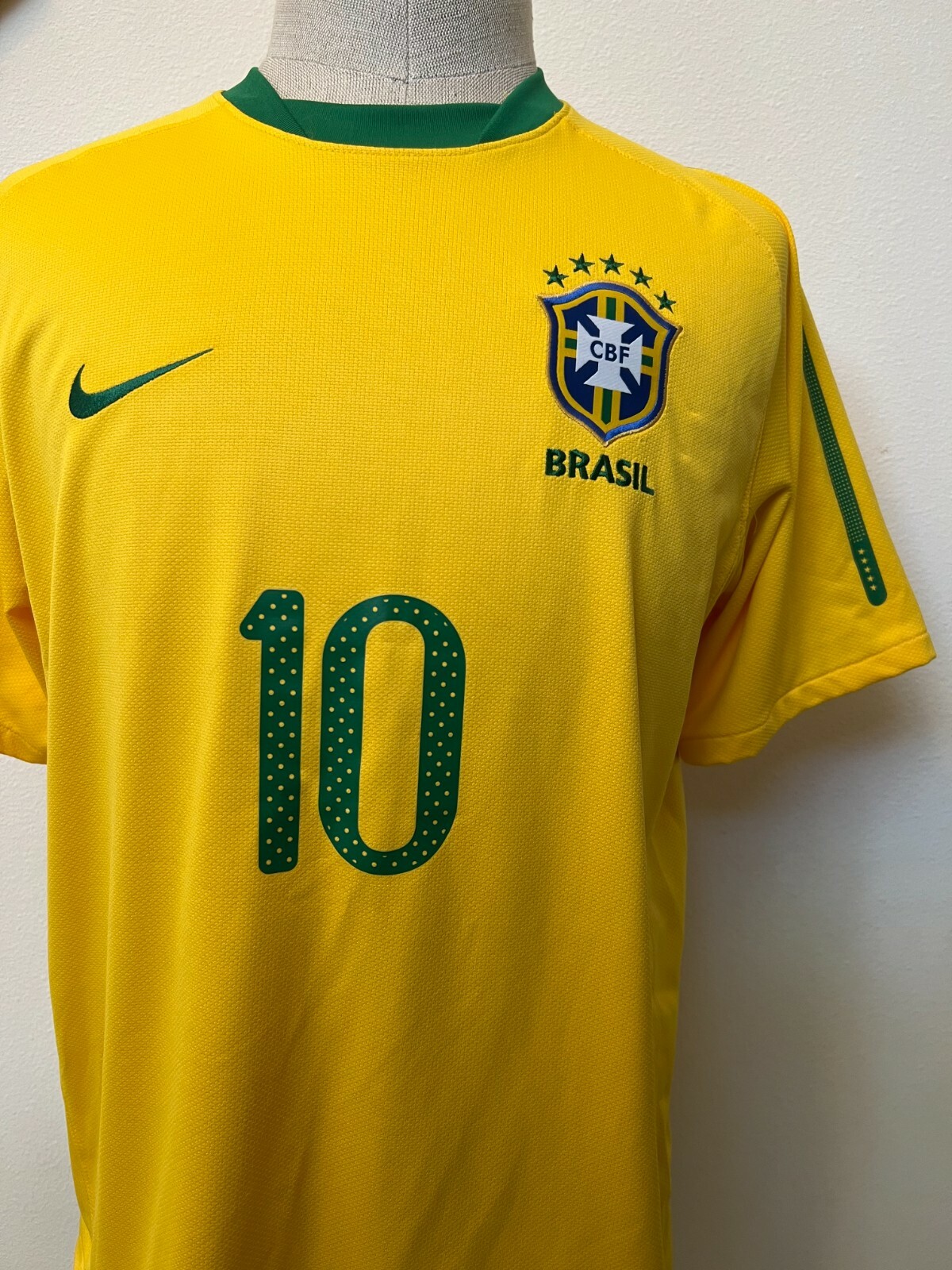 BRAZIL Men national soccer/football jersey size L Gem