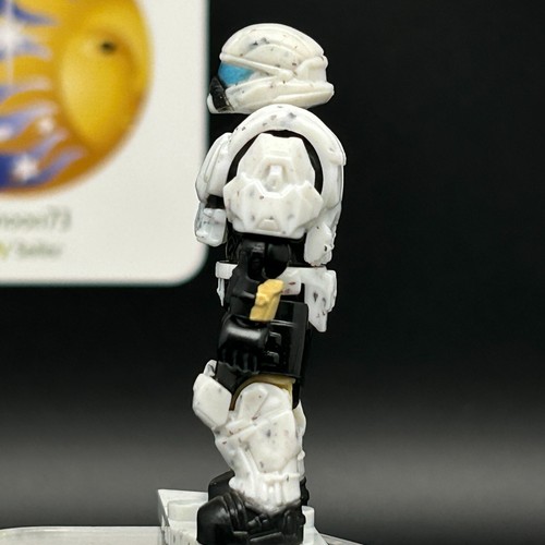 HALO Mega Bloks UNSC Arctic Pilot FIGURE Charlie Series 2015 - Picture 7 of 7