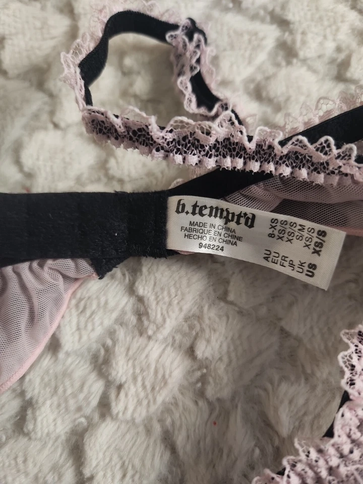 Lencería íntima B Tempted para mujer rosa negro diseñador liguero talla XS  Foto 3 de 3