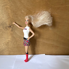 2008 Vintage McDonald’s 5# toy “Mattel London Fashion Barbie Doll” 5in