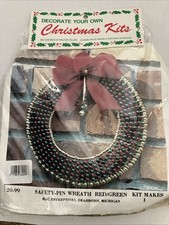 Merri Mac Safety Pin Wreath Christmas Craft Kit