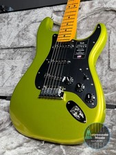 Fender American Ultra II Stratocaster, Maple- Solar Flare (2026)