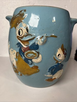 Vintage 1940s Donald Duck Ceramic Jar Walt Disney Prod Relief Pottery Crock