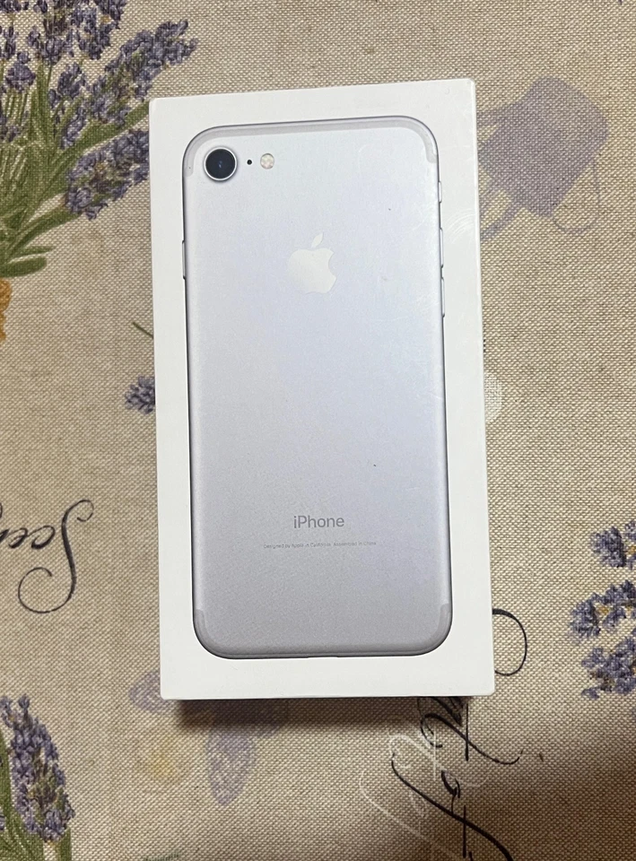 Apple iPhone 7 silver 32GB   SOLO   scatola box scatola confezione originale - Immagine 2 di 4