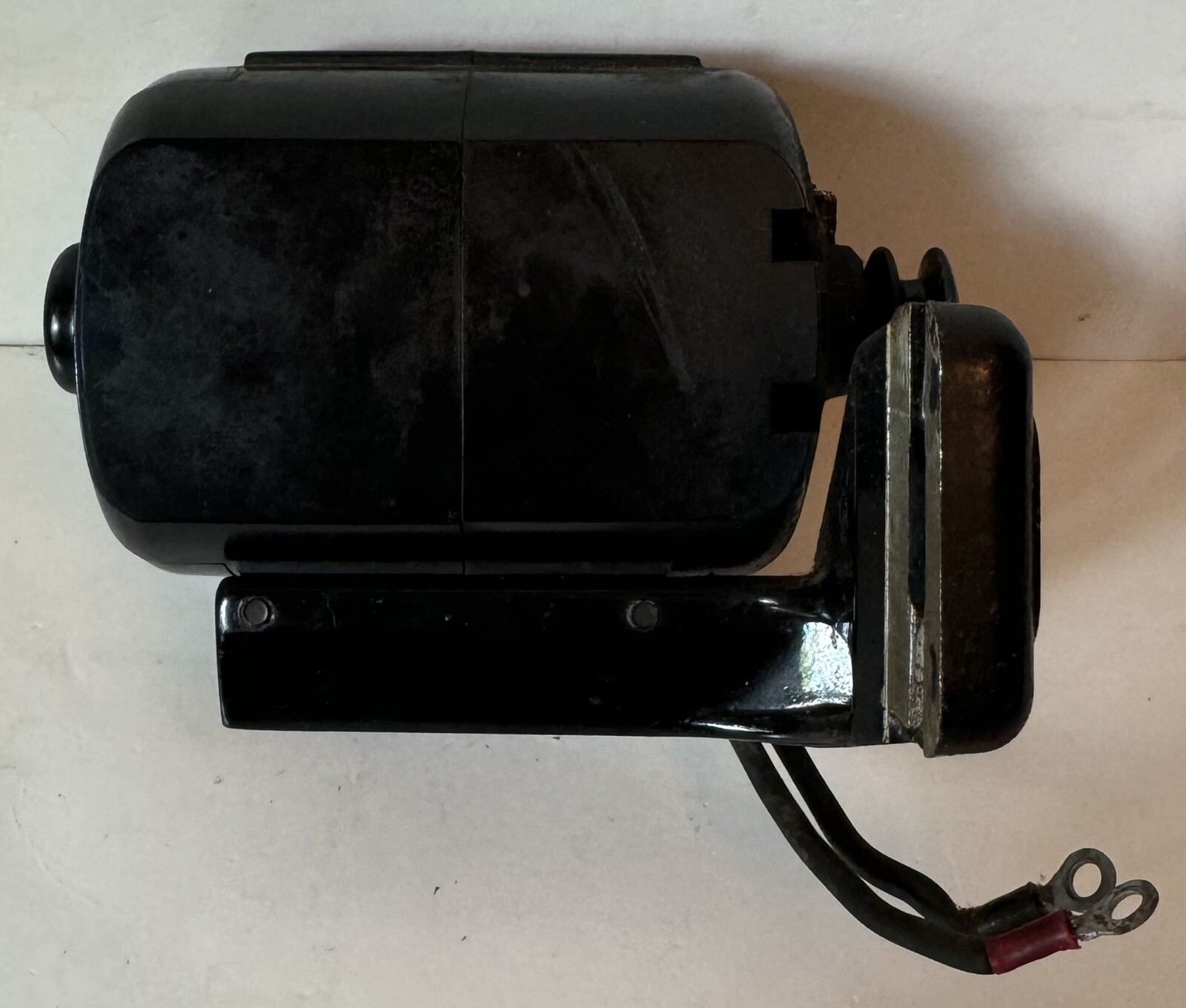 Vintage SINGER Sewing Machine Motor BAJ38 Class 15 W/ Bracket 195961