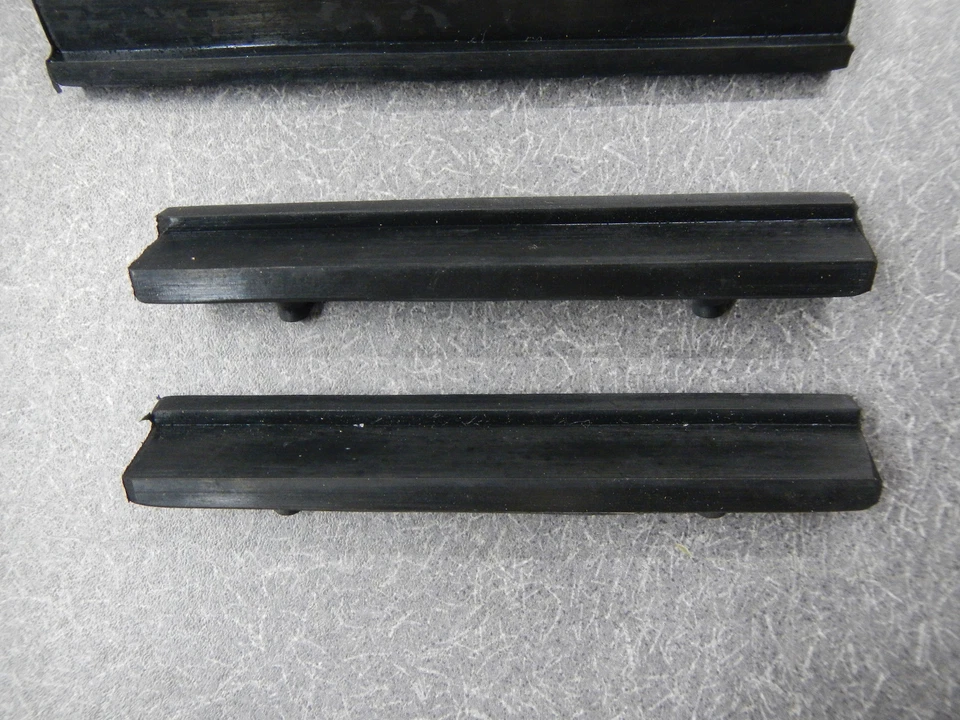 66 aisladores de goma para radiador Buick Riviera (4) 1966 Riviera GS Gran Sport NUEVO Foto 4 de 4