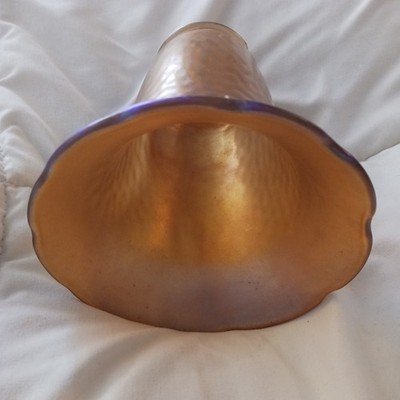 Art Glass Lamp Shade Iridescent Tiffany  Quezel Stueben Style - fitter 2 1/4'' 