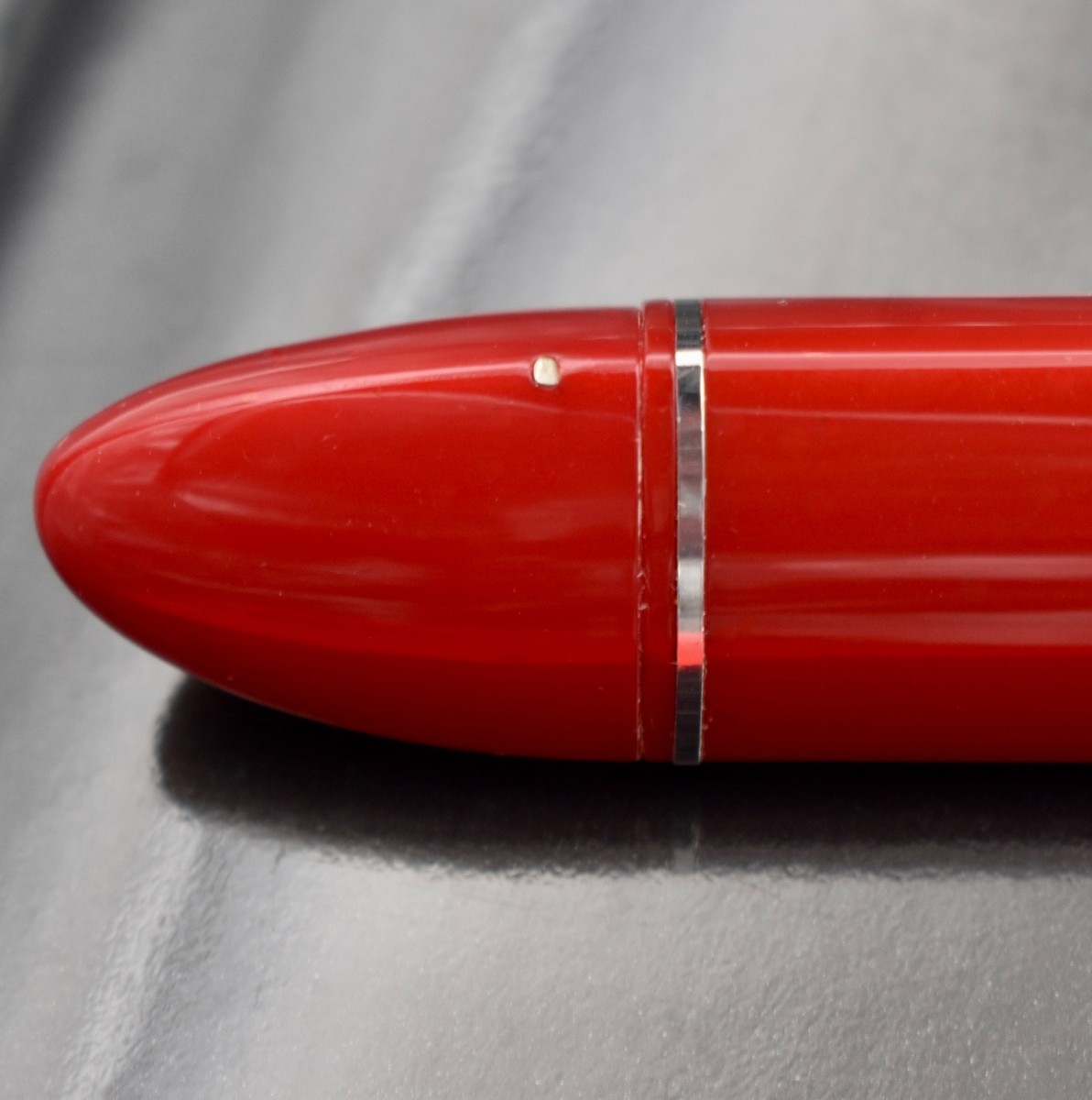 OMAS 360 MOMA Special Edition Cranberry Red Fountain Pen w/ HT