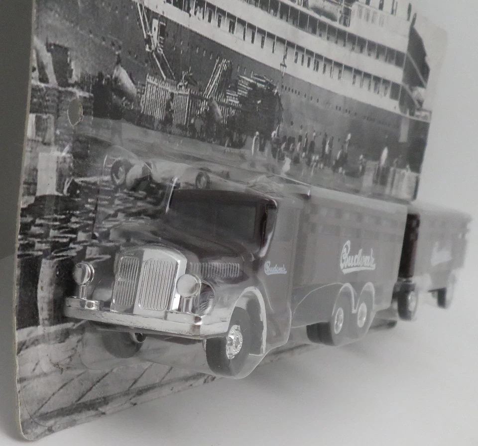 Grell Ho 1/87 Camion Truck Trailer Tatra 111 Birra Budweiser In Scatola - Immagine 2 di 4