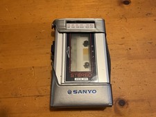 SANYO M-G30 Vintage AM/FM Stereo Metal Tape Cassette Player Walkman Tested Works