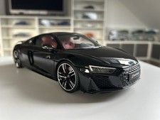 Modellino auto Audi R8 Coupé nero 1:18 Kengfai confezione originale