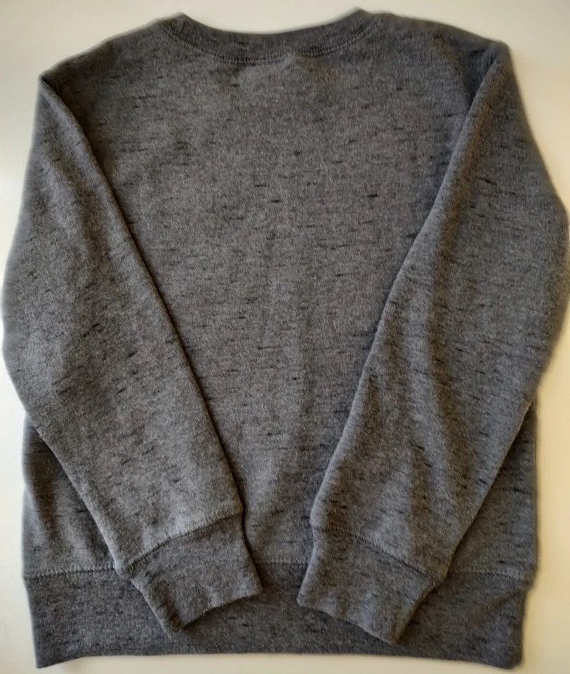 Sudadera Pullover ARIZONA JEAN CO para Niños XS (6/7) Gris Oscuro Camuflaje Bolsillo LS Usada en Excelente Condición Foto 2 de 3