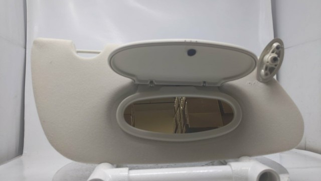 2005 pt cruiser sun visor