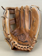 Wilson Baseball Glove Leather A2600 Grip Tite Pocket Field Master