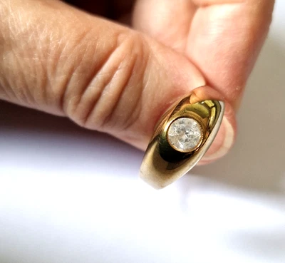 Goldring  333, sehr großer Ring mit hellem Stein ca. 5mm, vermutl. synthetisch - Bild 1 von 4