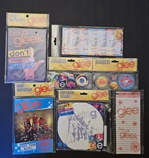 2010 GLEE Stationery Mini Notebooks Notepads Magnets Dry Erase Board Set of 7