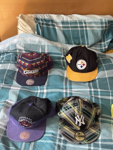 New Era Cap Bundle - Picture 3 of 6