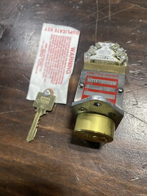 New Kirk Key SO14-37729 Interlock W/Duplicate Key + Aux (2 N.C. + 2 N.O.)