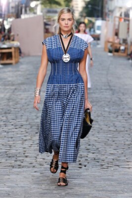 ミストレアス　Pearl Strap Sheer Plaid Dress ミストレアス♡Pearl Strap Sheer Plaid Dress - メルカリ