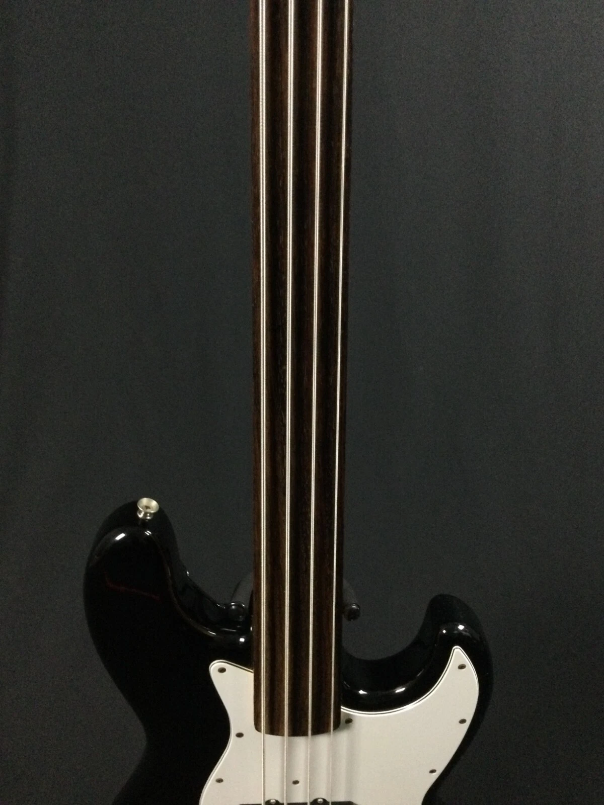 Picture 4 of 18