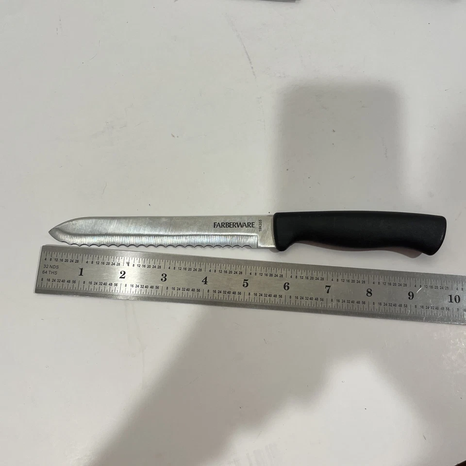 Cuchillo de Chef FARBERWARE Clásico 8” Cuchillo Dentado 5 1/2” Cuchillo de Pelar 3 1/2” Foto 4 de 4