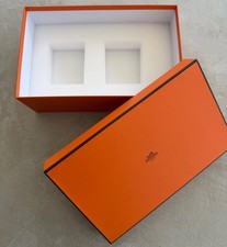 Authentic Hermes China Padded Display/Gift/Storage Box 21x19x10cm/8.2x.7.5x3.9"