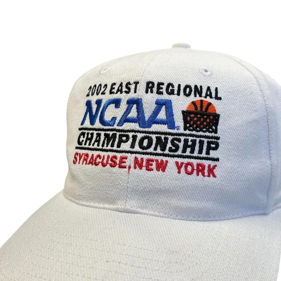 Винтажная белая бейсболка NCAA Basketball 2002 Championship Maryland Kentucky с ремешком - Изображение 2 из 4