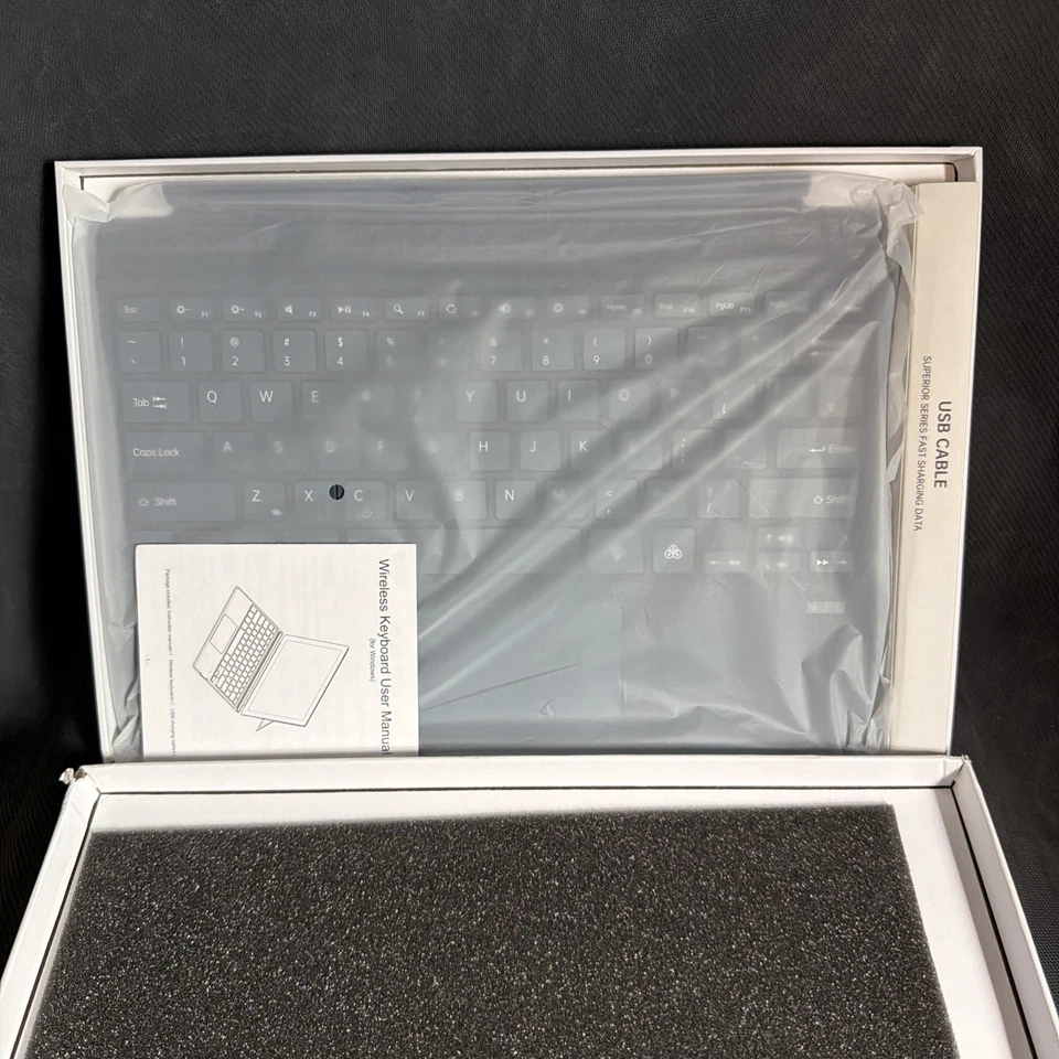 Ultra-thin Keyboard for Microsoft Surface Pro 7+/7/6/5/ 4/ 3 Cobalt w/Backlight - Image 3 of 4