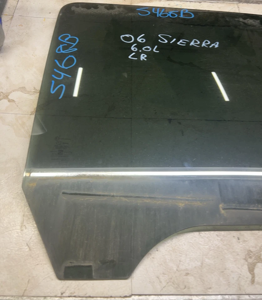 Conjunto de ventana de vidrio puerta trasera izquierda lado conductor Silverado Sierra 2001-2007 Foto 2 de 4