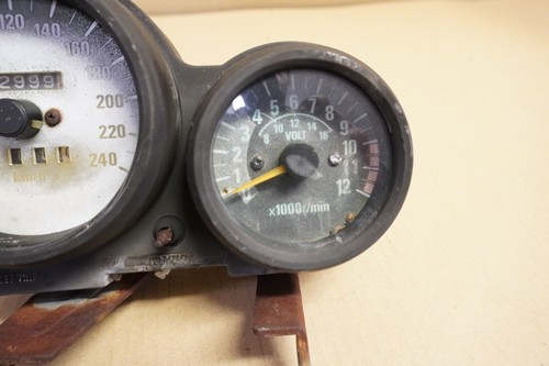 Kawasaki GPZ750 GPZ 750 ZX75-A 1983-1985 set of clocks speedometer DAMAGED - Picture 5 of 10