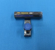 PREDATOR CHALK HOLDER MAGNETIC INCLUDES 5 PIECES OF PREDATOR CHALK.