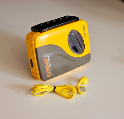 [極美可動品]カセットウォークマンsony sports WM-SXF30 Super rare Sony Walkman Sports WM-SXF30 RADIO Cassette