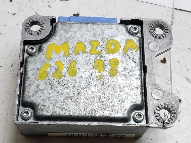 1998 1999 Mazda 626 ECM SRS Under Center Dash OEM GE7T-57K30A - Image 3 of 4