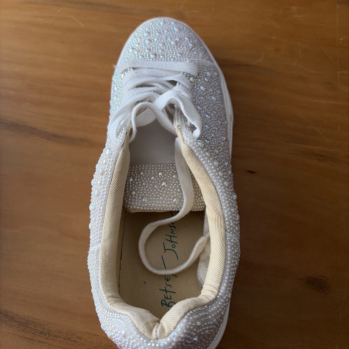 Betsey Johnson Womens SB Sidney Sneaker Pearl Size 7.5m | eBay