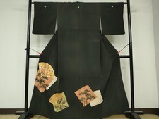 Heiwaya Kimono Luxurious black tomesode piece embroidery fan flower pine