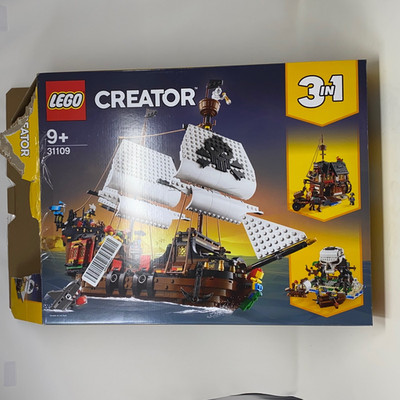 LEGO Creator 3-in-1 Pirate Ship 31109 w/ Box, Multicolor