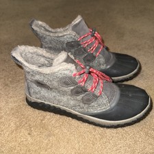 Sorel Out N About Plus Cozy Waterproof Duck Boots Gray Lace Up Slip On Adj Sz 6