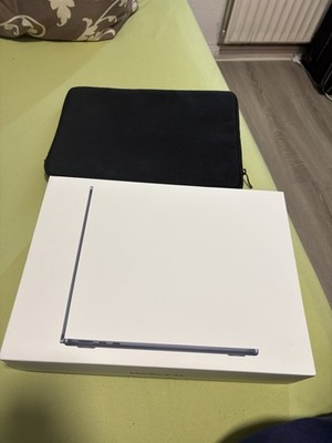 MacBook Air 13  M4   neuestes Modell   Zustand wie neu   100% Akku