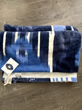 John Robshaw Malda  Blue Indigo Cotton Ikat Print  Beach Towel (40"x70") NWT