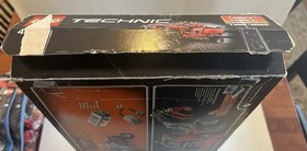 LEGO 42029 TECHNIC Customized Pick-Up Truck 2-in-1 Retired model New damaged box