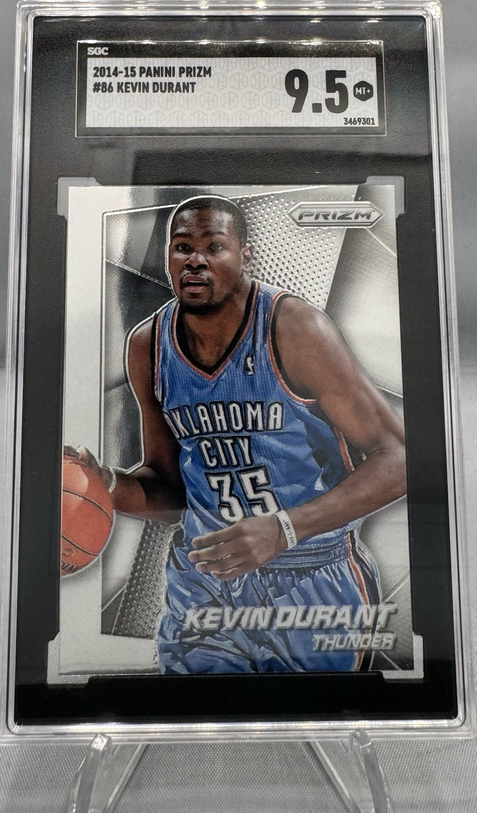 2014-15 Panini Prizm - Kevin Durant #86 SGC 9.5
