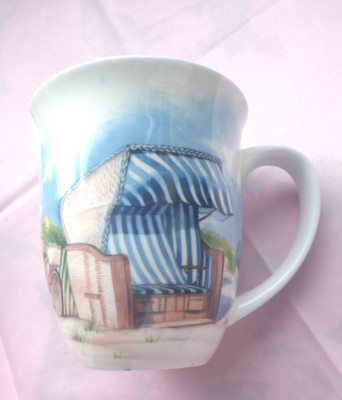 Porzellan-Tasse ''Day at the Beach''  maritim  Strand 0,4l Becher Strandkorb