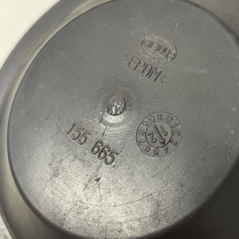 GENUINE AUDI A3 8P FACELIFT 2008-2012 HEADLIGHT BULB RUBBER CAP DUST COVER 103mm - Image 3 of 4