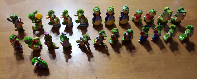 LOT 25 CROCODILES Kinder Ferrero Surprise Collectible Vintage Toys 1992 READ