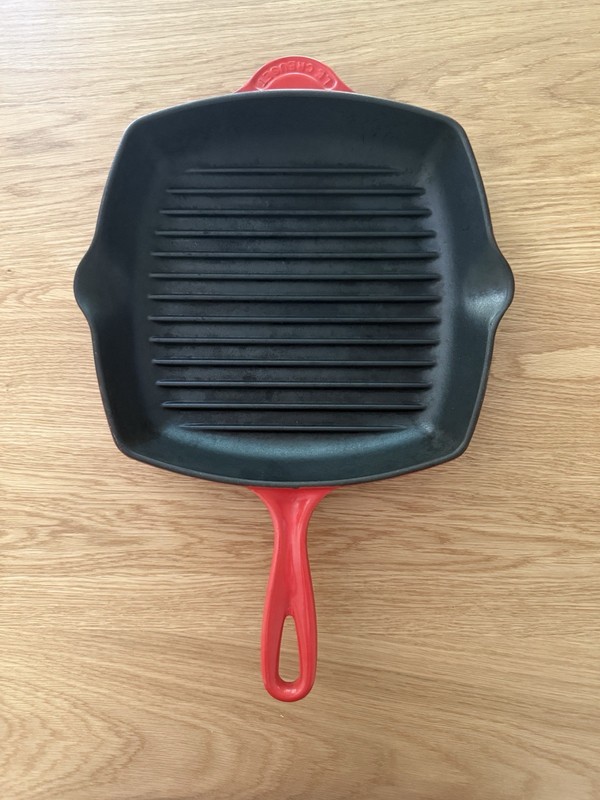 Le Creuset Cast Iron Grill Pan #26 Red Square Griddle Skillet Enameled 10.5"