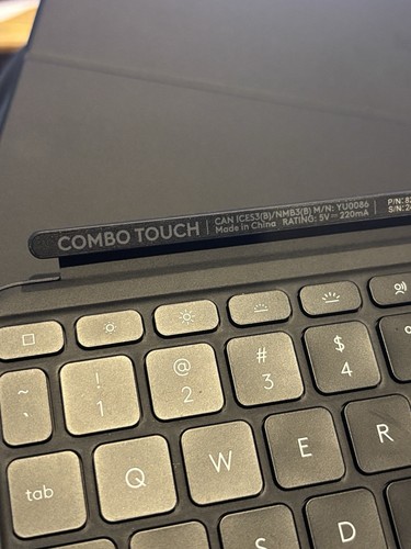Logitech Combo Touch iPad Air 11-inch M2 iPad Air 4th & 5th Gen Keyboard Case - Photo 7/8