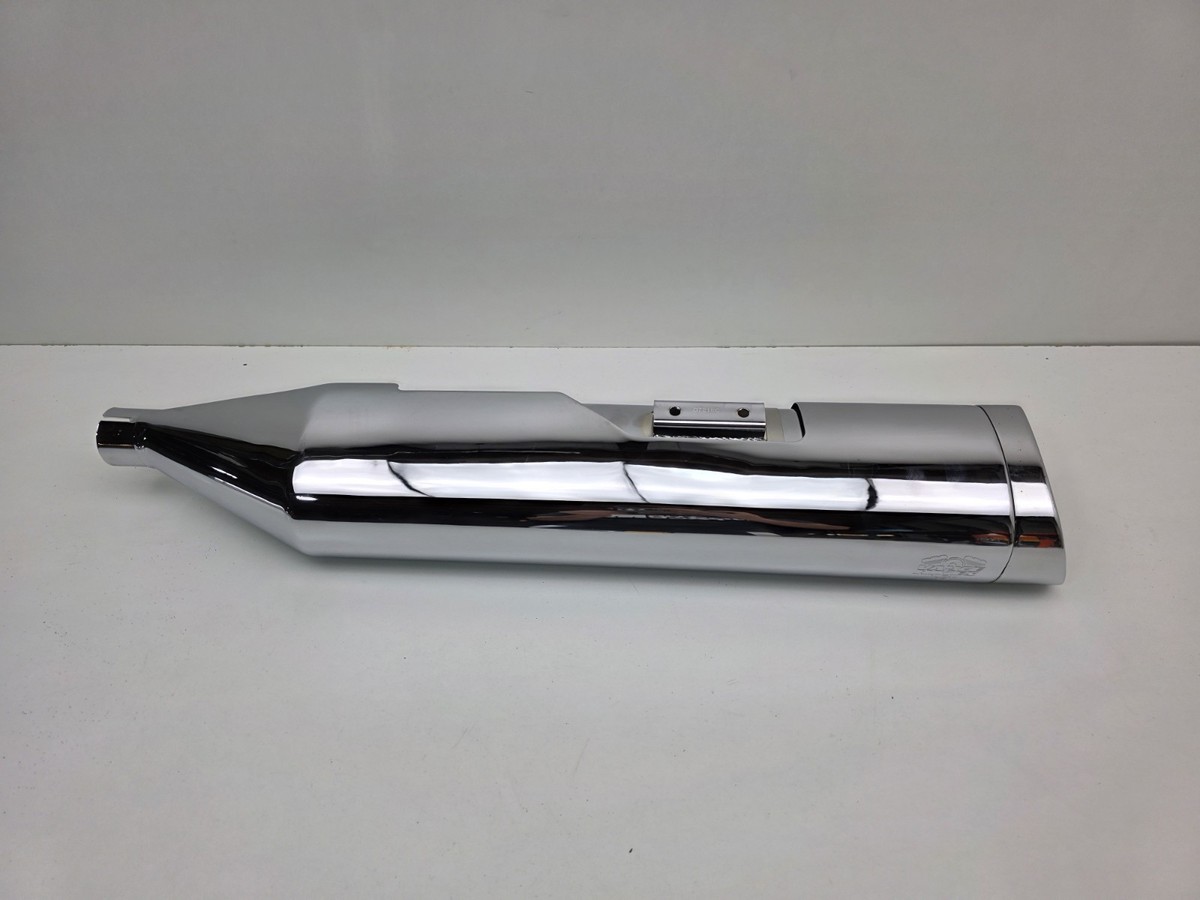 Harley Touring Vance & Hines Monster Oval Chrome and BLK D721RC