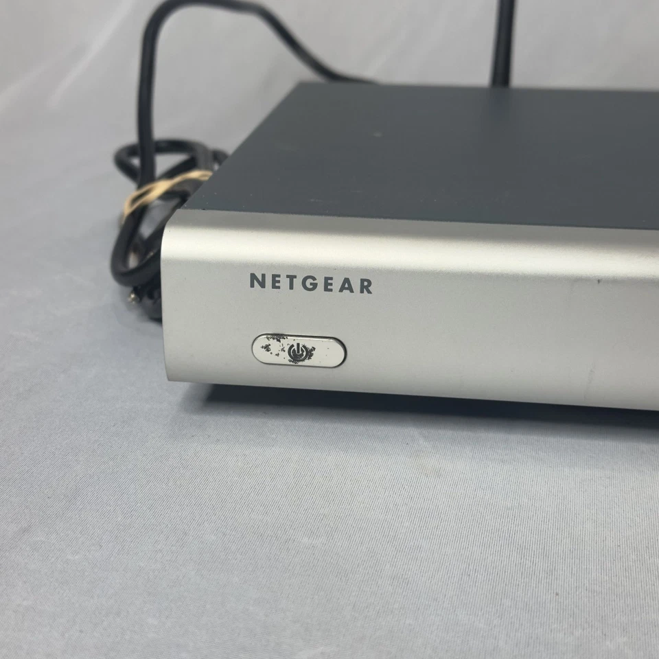 NETGEAR Entertainer EVA700 Media Streamer Wireless Network Media Player WiFi USB - Image 3 of 4